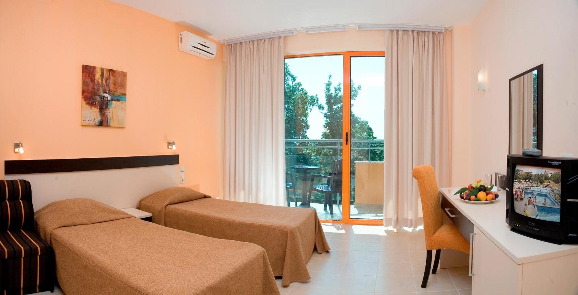Hotel Sunrise Golden Sands Varna Bagian luar foto
